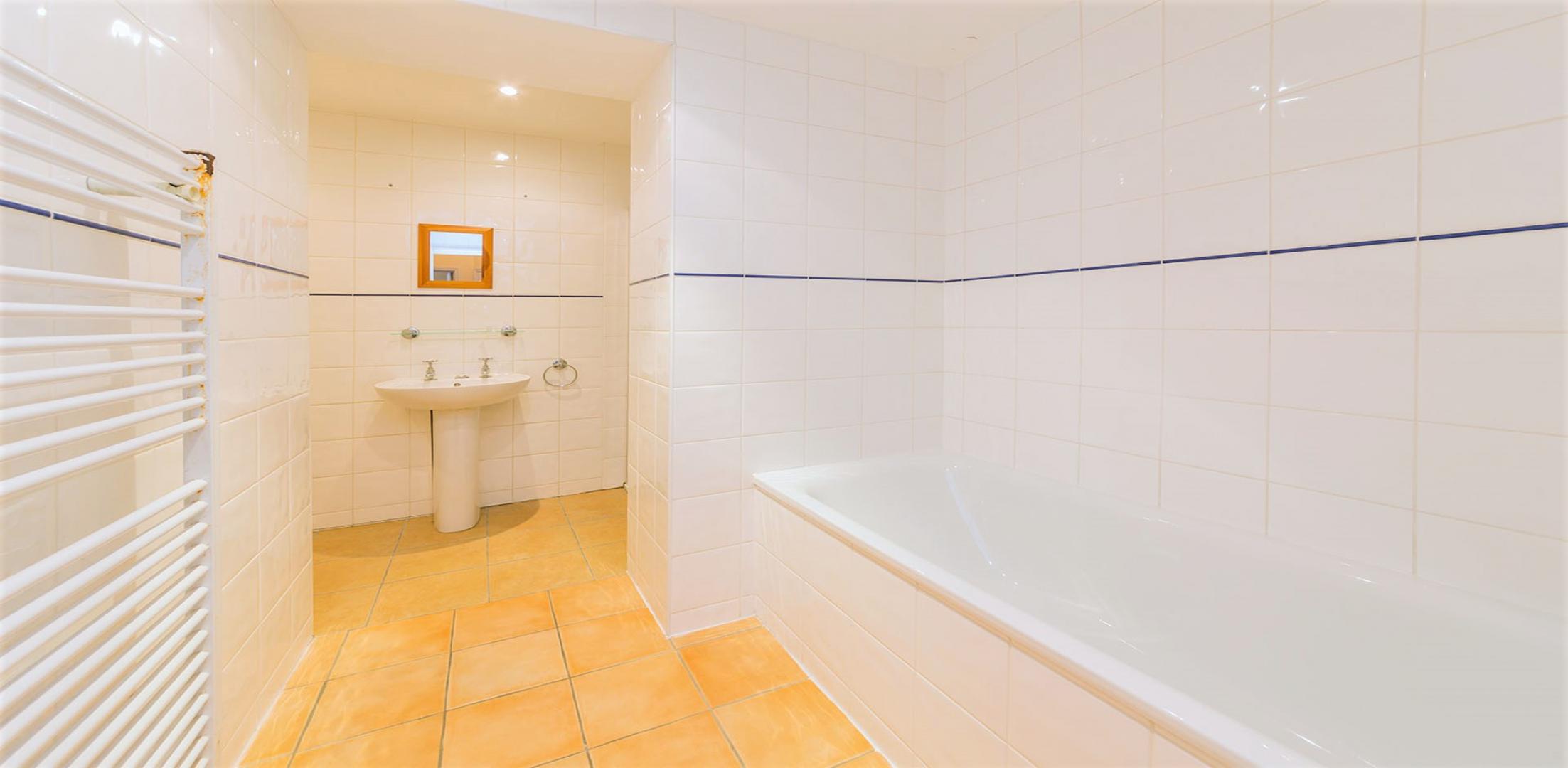 Modern and Central Apartment Walm Lane, Brondesbury